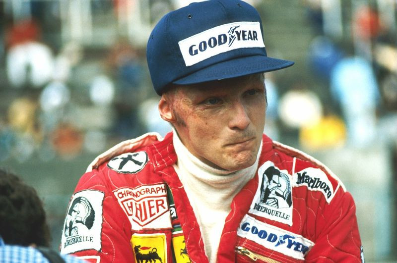 Niki Lauda voltou a correr no GP da Itália, cerca de seis semanas depois de seu acidente — Foto: Reprodução / F1