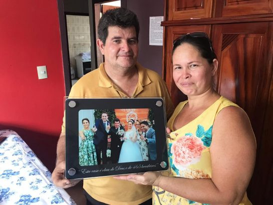 Elza e o marido foram agraciados com doações de 465 pessoas. Foto: Arquivo pessoal