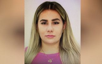 Jenifer Maclis Virissimo Cordeiro Silva morreu após procedimento estético no bumbum — Foto: Reprodução/TV Anhanguera