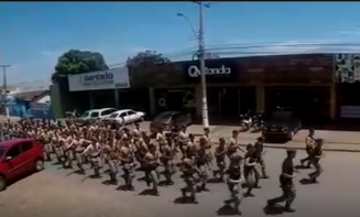 Soldados cantaram música à favor de Bolsonaro (Foto: Divulgação)