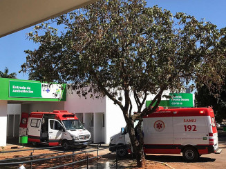 Imagem da entrada de ambulância, setor de emergência do Hospital Estadual de Formosa. Foto: IMED