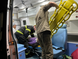 Ônibus da Real Expresso tomba e deixa seis feridos na GO-118