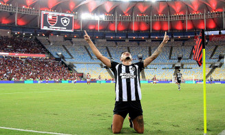 Botafogo volta a liderar o Campeonato Brasileiro após quase dez anos; veja os gols da rodada