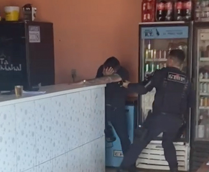 Vídeo Policial Militar do DF foi preso após agredir dono de Bar no