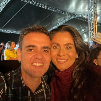 Hélder Bonfim e Carolina Bonfim. Foto: Blog Dinomar Miranda