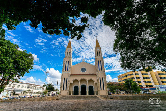 Imagem da Praça onde está localizado à Catedral de Formosa. Foto: reprodução Curta Mais