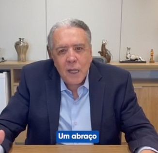 Frame de reprodução do vídeo publicado no instagram do candidato