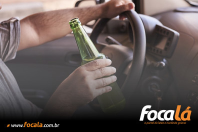 Motorista é detido por direção perigosa e suspeita de embriaguez em Formosa