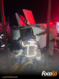Motorista fica ferido após veículo tombar na BR-020, em Formosa GO