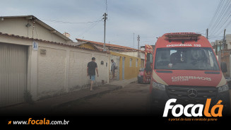 Idosa é encaminhada ao Hospital Estadual de Formosa após cair em banheiro de residência no Setor Bosque, em Formosa