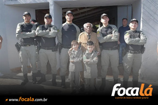 Aos 101 anos, sargento veterano é homenageado pela PM em Catalão