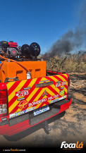 Incêndio em vegetação atinge terreno no Jardim Oliveira, em Formosa