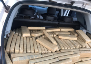 Cerca de 700 kg de maconha são apreendidos na BR-060