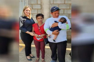 Alívio e muito amor a dar. Estes são os sentimentos de Thaysson Rodrigues, pai biológico do bebê que foi deixado para adoção na maternidade Nascer Cidadão.(Foto: Reprodução)