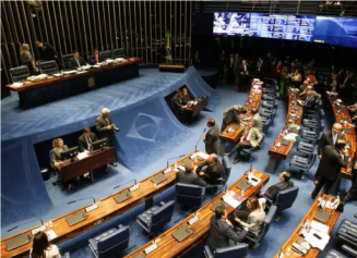 Plenário do Senado Federal aprovou no fim da noite de terça o texto base da reforma da Previdência. Segunda votação deve ocorrer em menos de 10 dias (Foto: Fábio Pozzebom/Agência Brasil)