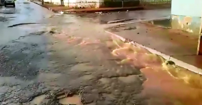 Opinião: Morador indignado com a situação de sua rua, publica desabafo na web (veja vídeo)