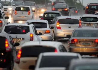 Imposto deve ficar 3,44% mais barato no Estado ano que vem. Pagamento do IPVA poderá ser feito uma parcela ou dividido em até três vezes (Foto: Reprodução)