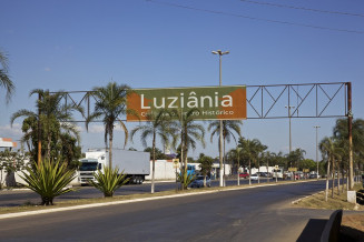 Portal de Entrada de Luziânia, Goiás © Copyright 2013 Francisco Aragão