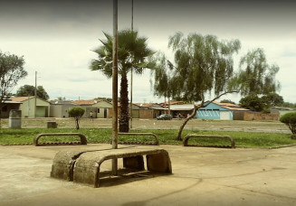 Praça em Vila Boa-GO. Foto: Elias Lopes